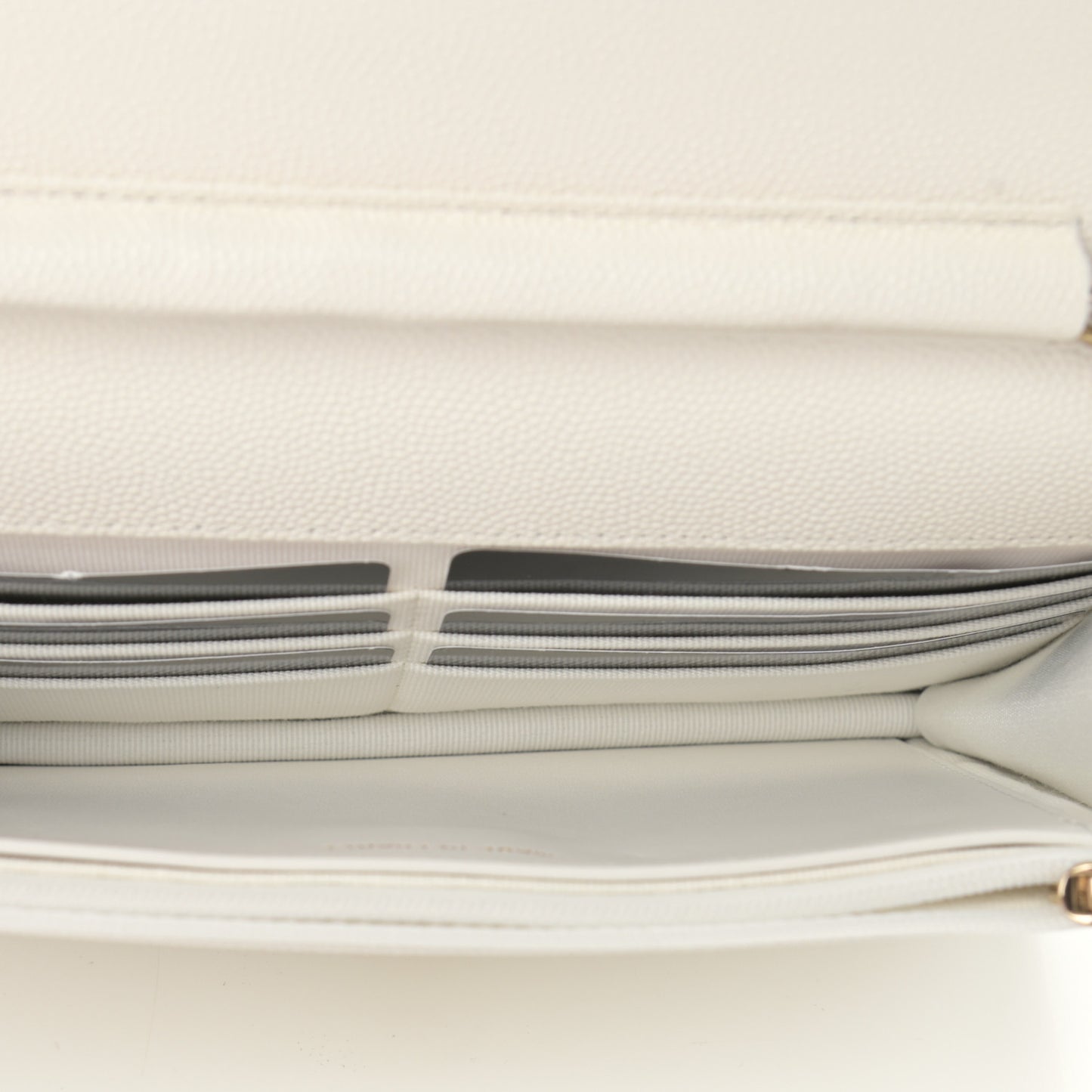 Caviar Quilted Wallet On Chain WOC White
