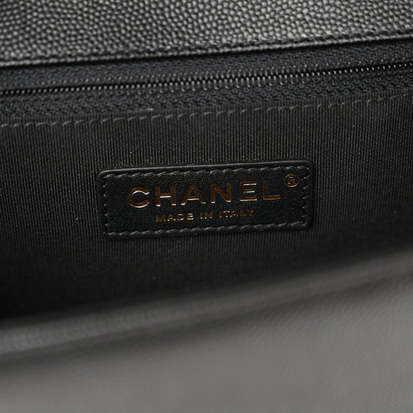 Caviar Quilted New Medium Boy Flap Black