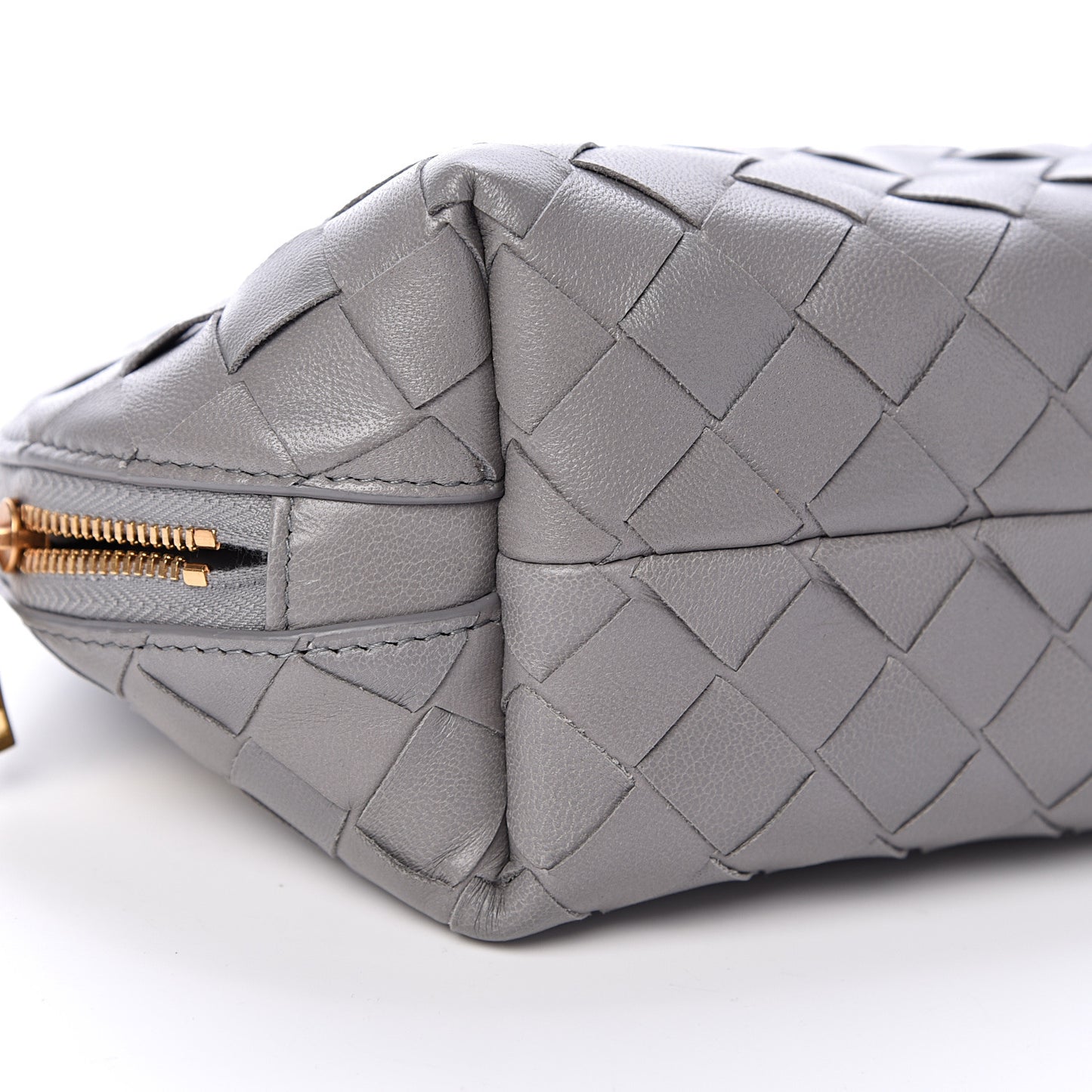 Nappa Intrecciato Cosmetic Case Concrete