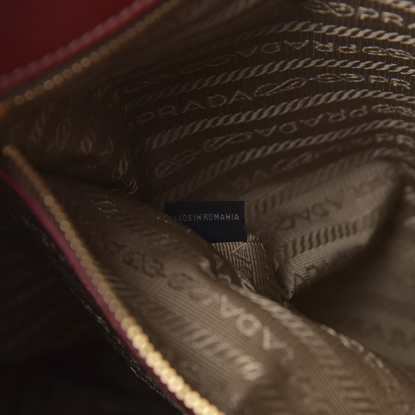 Vitello Daino Satchel Fuoco
