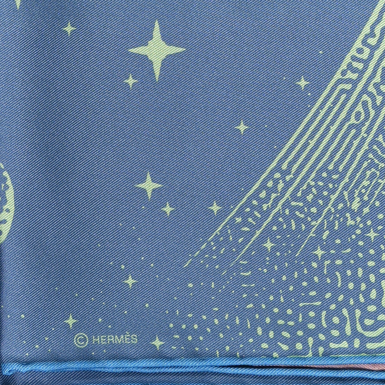 Hermes Silk Double Face Clair De Lune Scarf 90 Vieux Rose Jaune 8 of 11