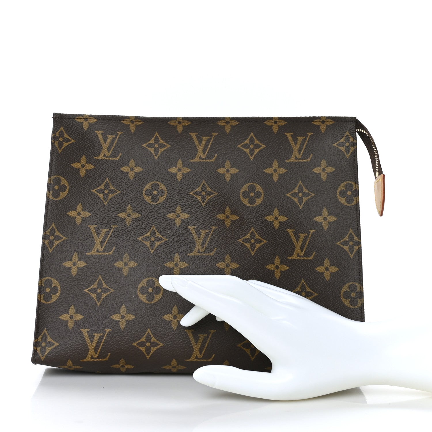 Louis Vuitton Monogram Toiletry Pouch 26 3 of 10