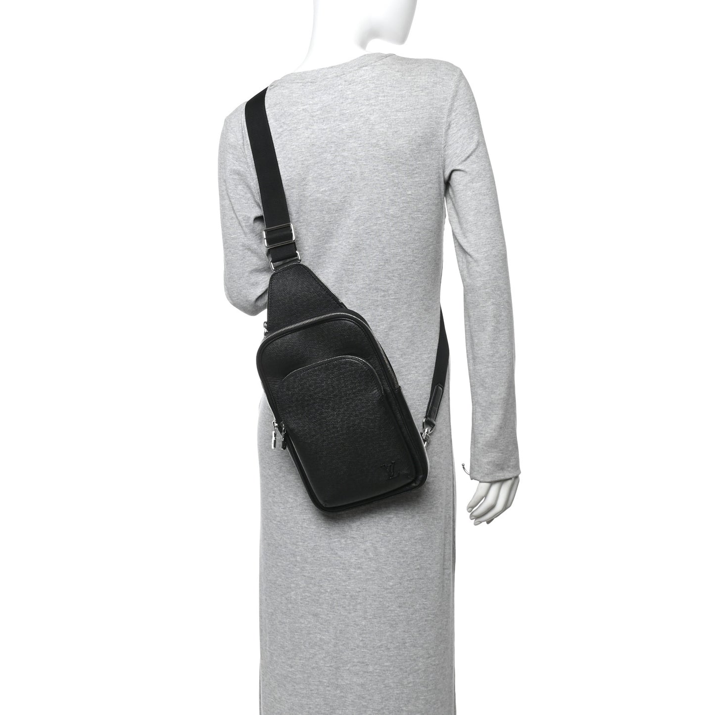 Taiga Avenue Sling Bag NM Black