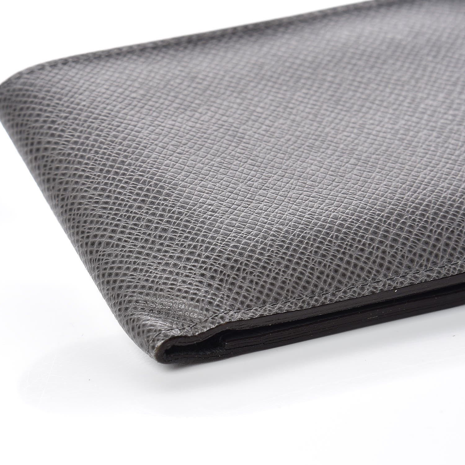 Louis Vuitton Taiga Multiple Wallet Glacier 7 of 9