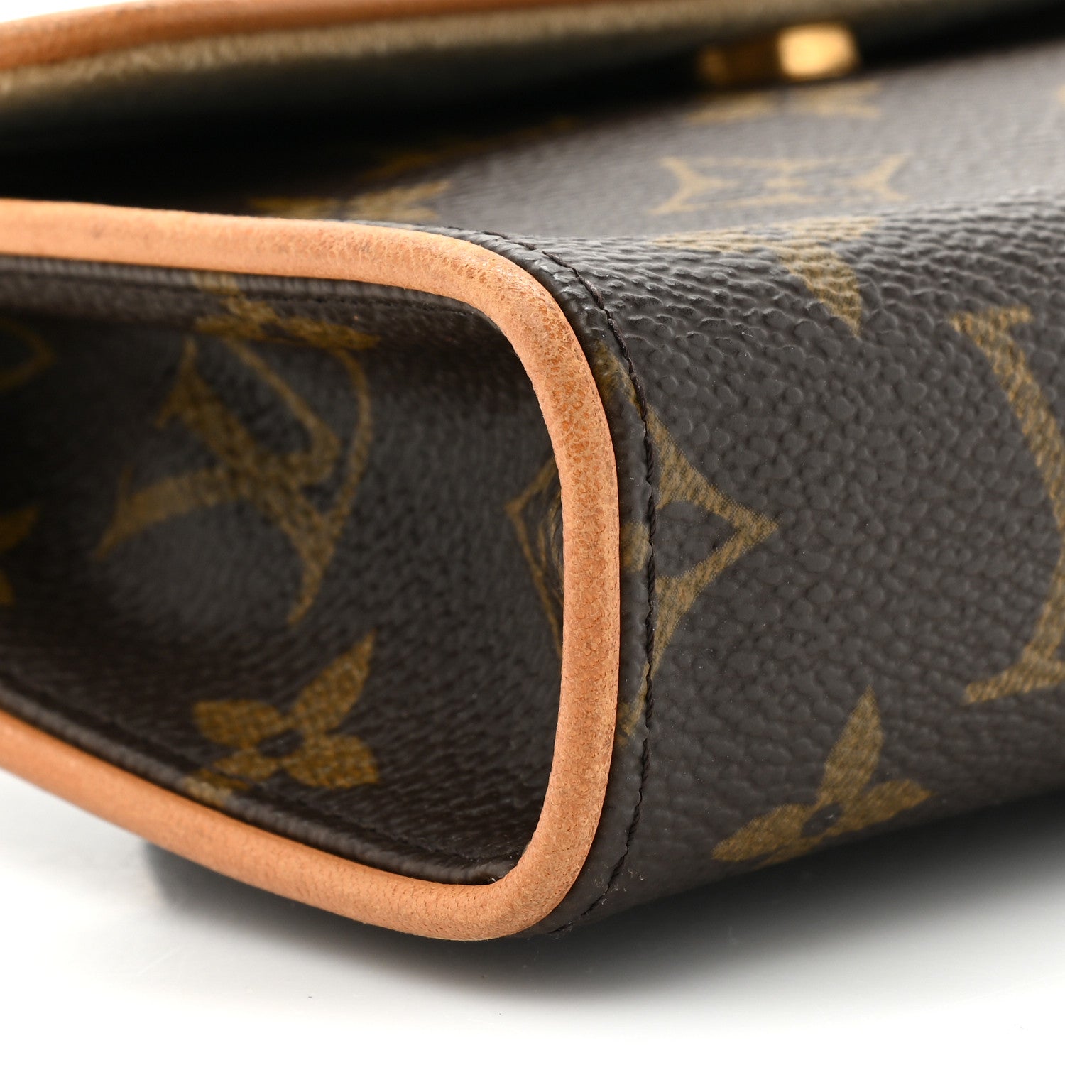 Louis Vuitton Monogram Pochette Florentine XS 11 of 16