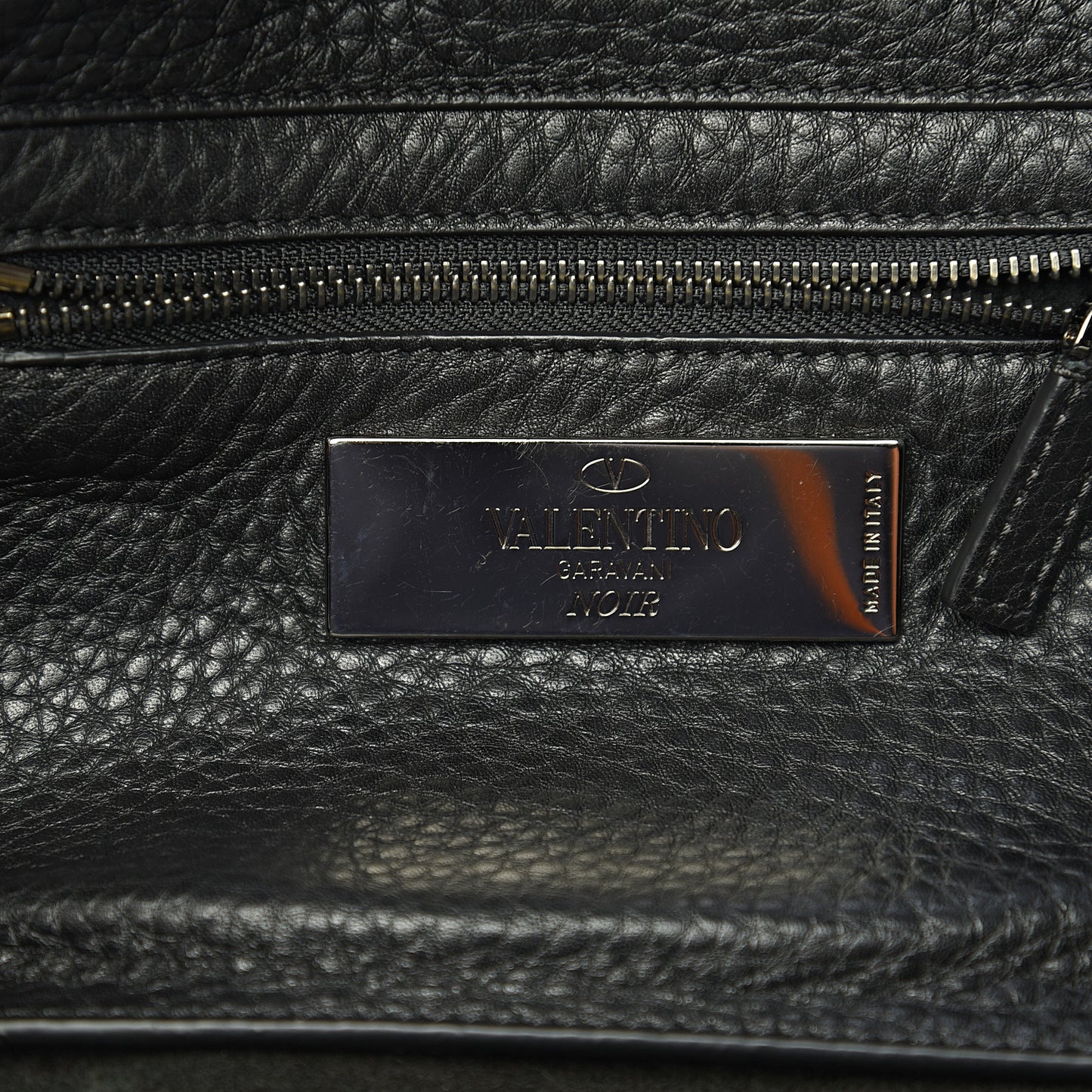 Grained Calfskin Onyx Small Rockstud Rolling Tote Black