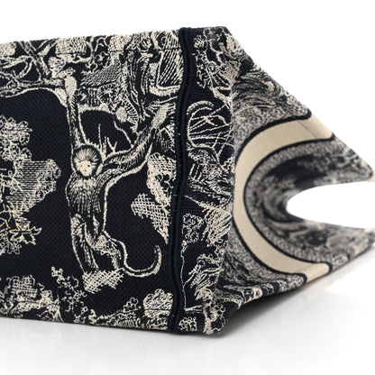 Christian Dior Canvas Embroidered Medium Dioriviera Toile De Jouy Reverse Book Tote Blue 10 of 14