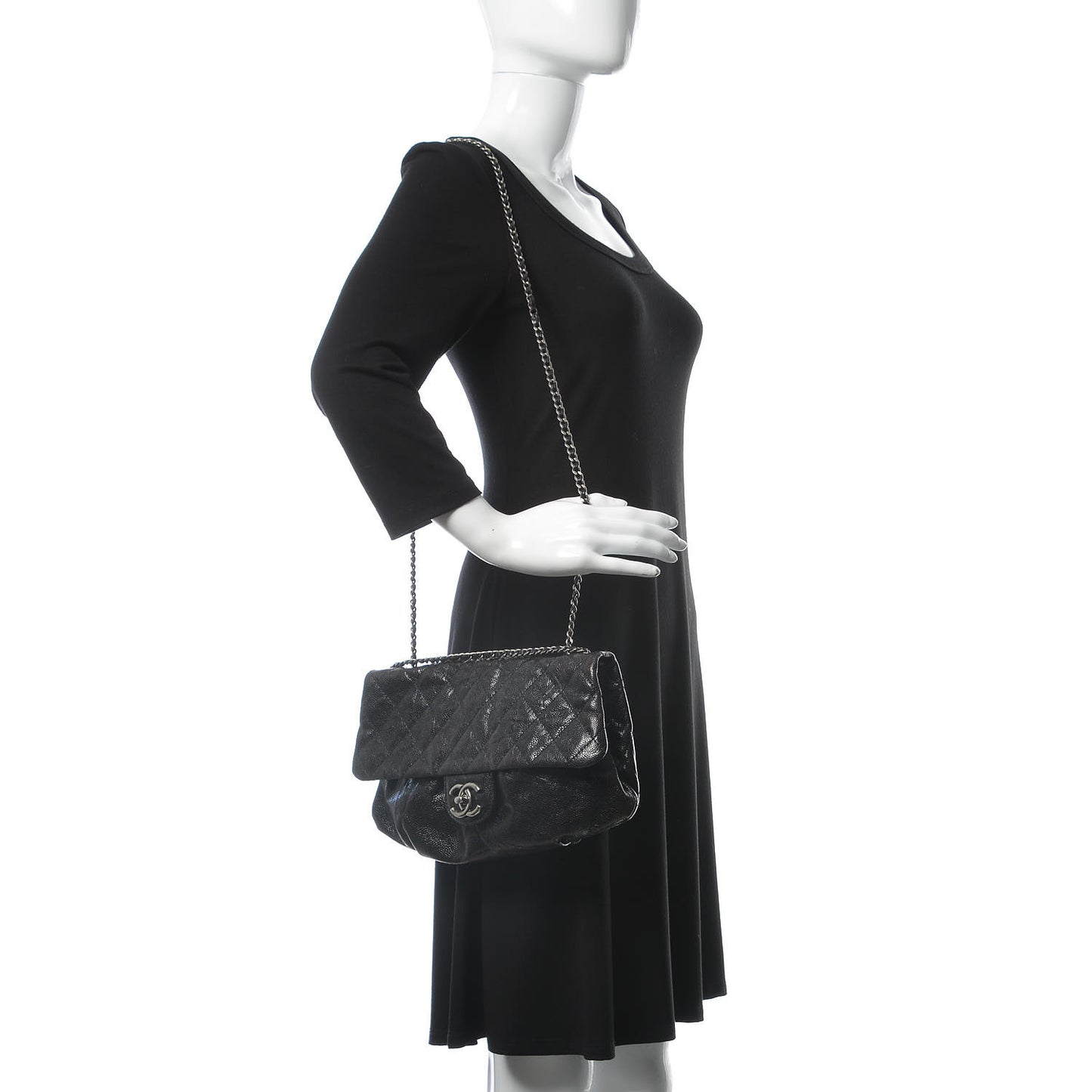 Caviar Quilted Medium Elastic Flap Black