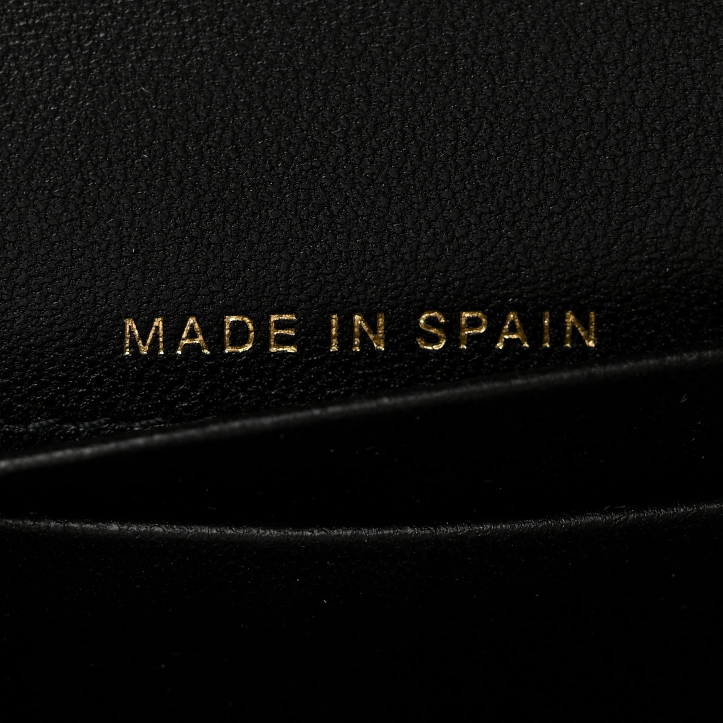 Lambskin Quilted Pearl CC Medium Chanel Flap Wallet Black