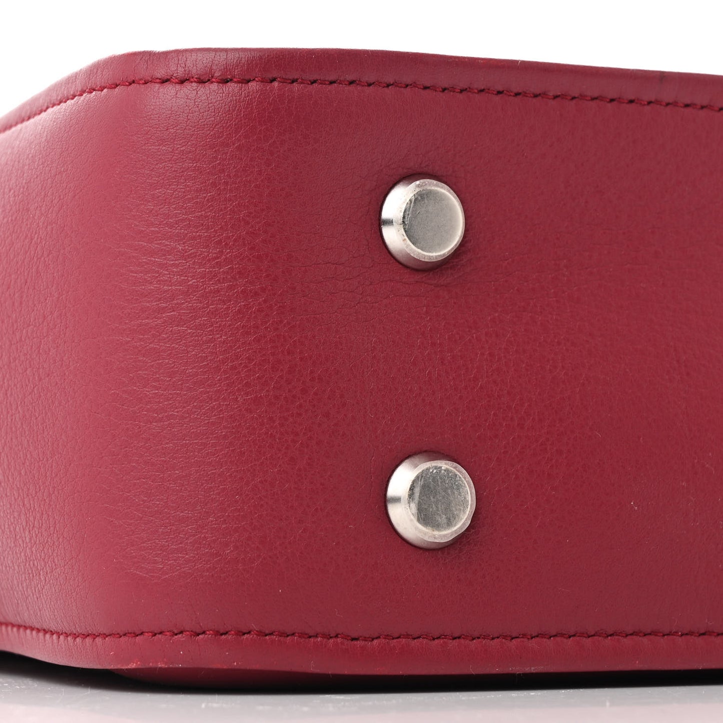 Shiny Day Calfskin S Triangle Duffle Rouge Grenat