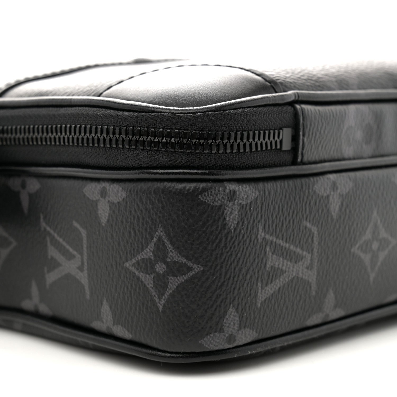 Louis Vuitton Monogram Eclipse Alpha Messenger 9 of 12