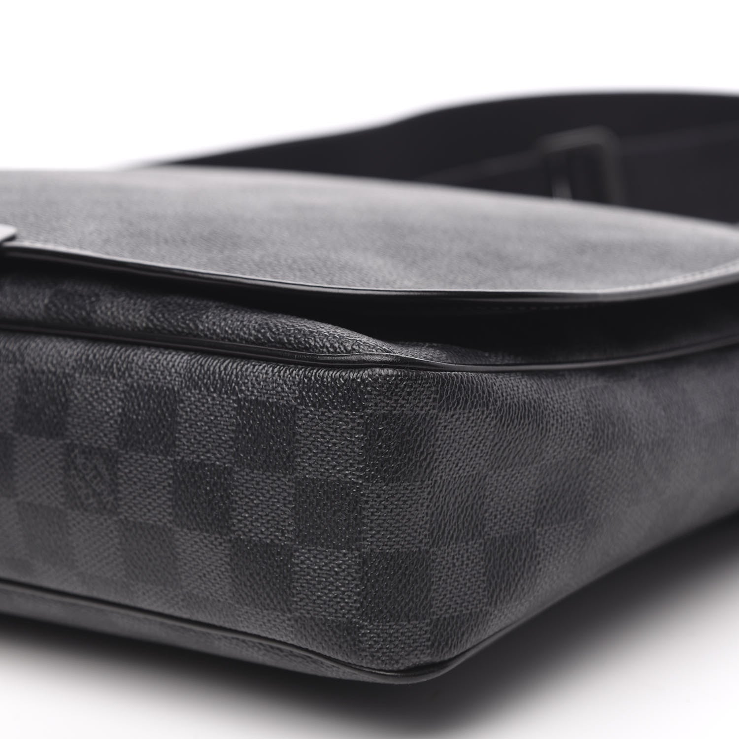 Louis Vuitton Damier Graphite Daniel MM 6 of 9
