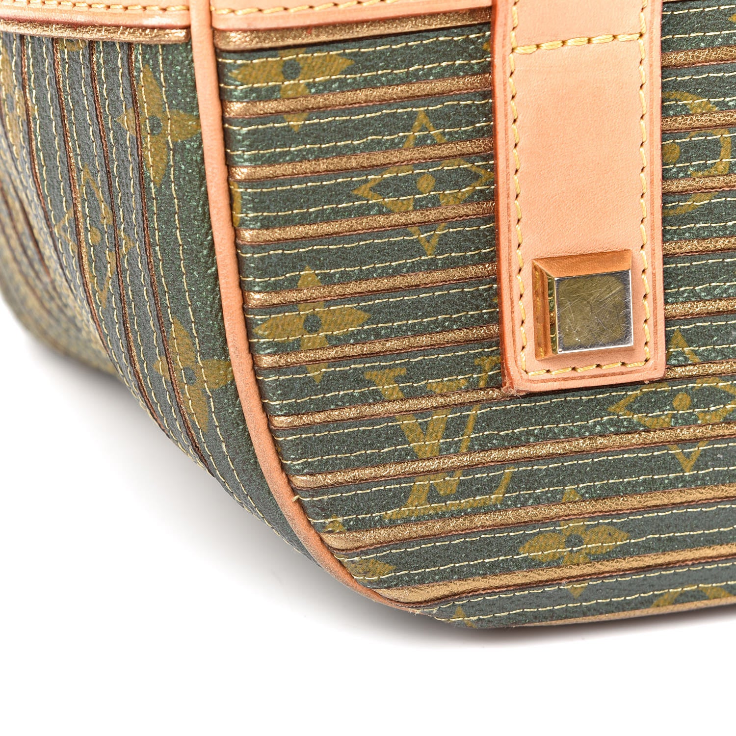 Louis Vuitton Monogram Eden Neo Kaki 22 of 30