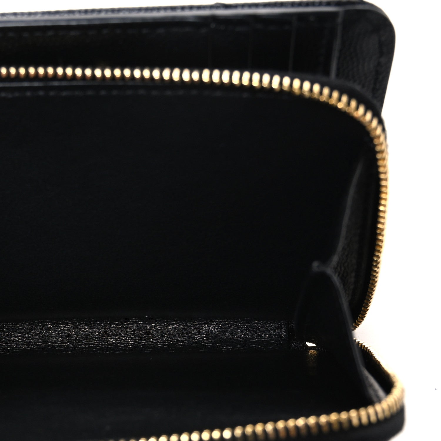 Saint Laurent Grain De Poudre Matelasse Chevron Monogram Compact Zip Around Wallet Black 6 of 8
