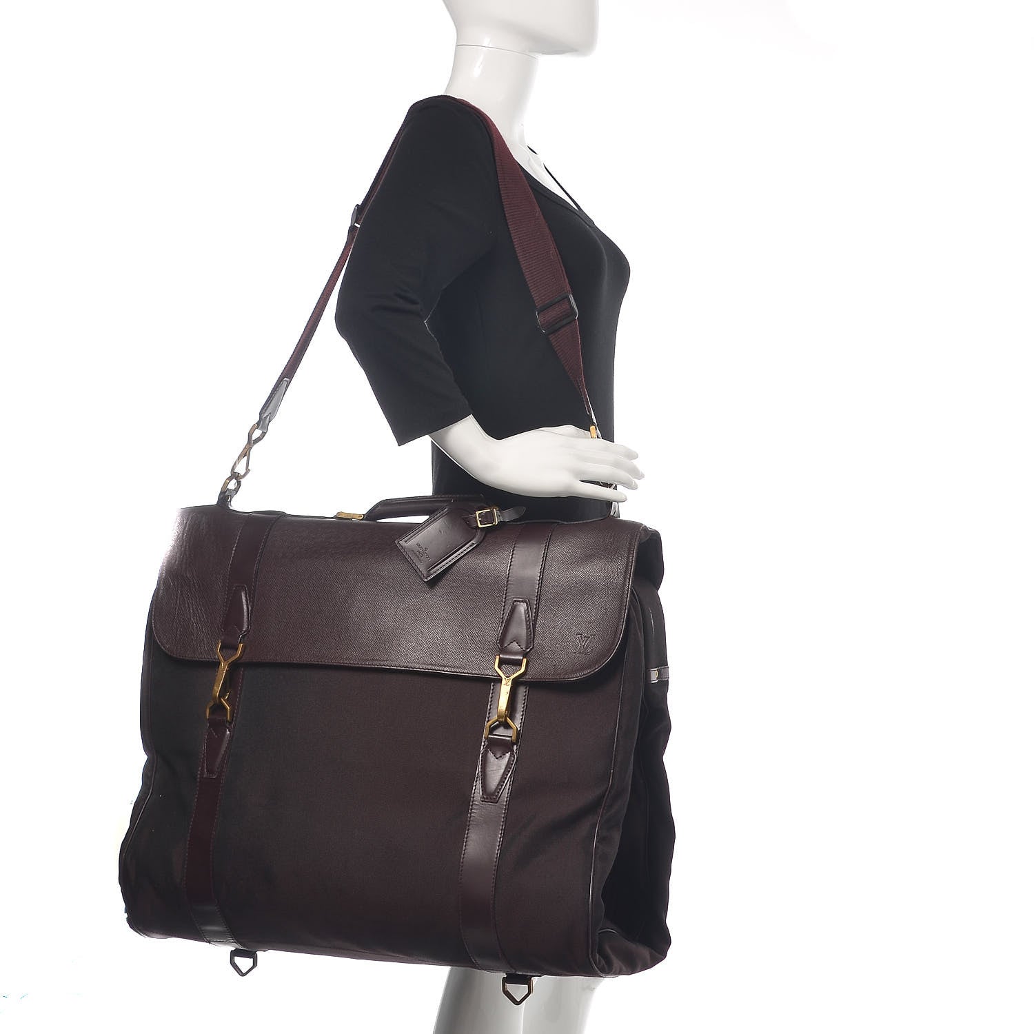 Louis Vuitton Taiga Nylon 2 Hanger Garment Carrier Bordeaux 2 of 25
