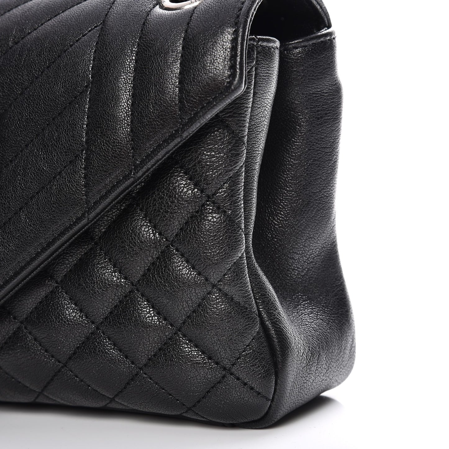 Sheepskin Tri-Quilt Monogram Medium College Bag Black