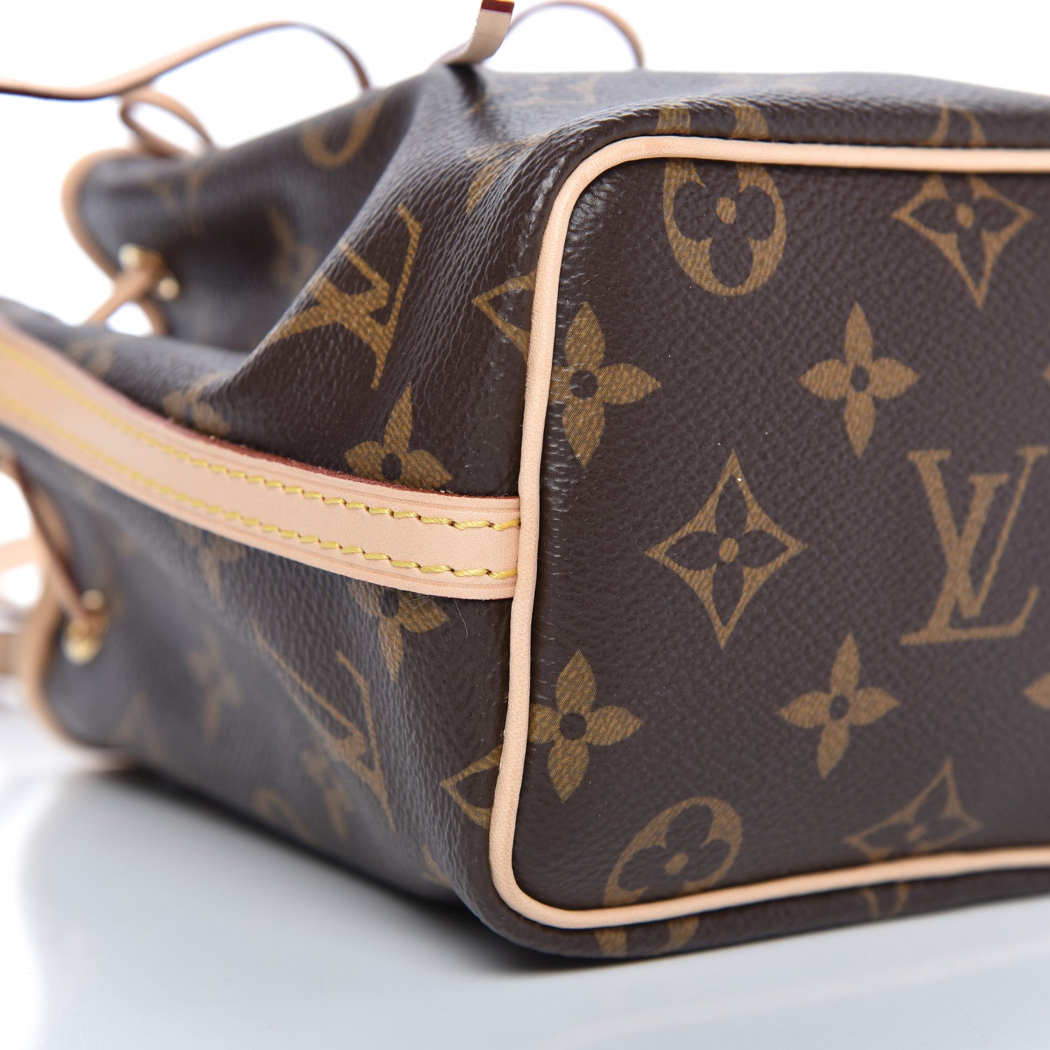 Louis Vuitton Monogram Nano Noe 6 of 9