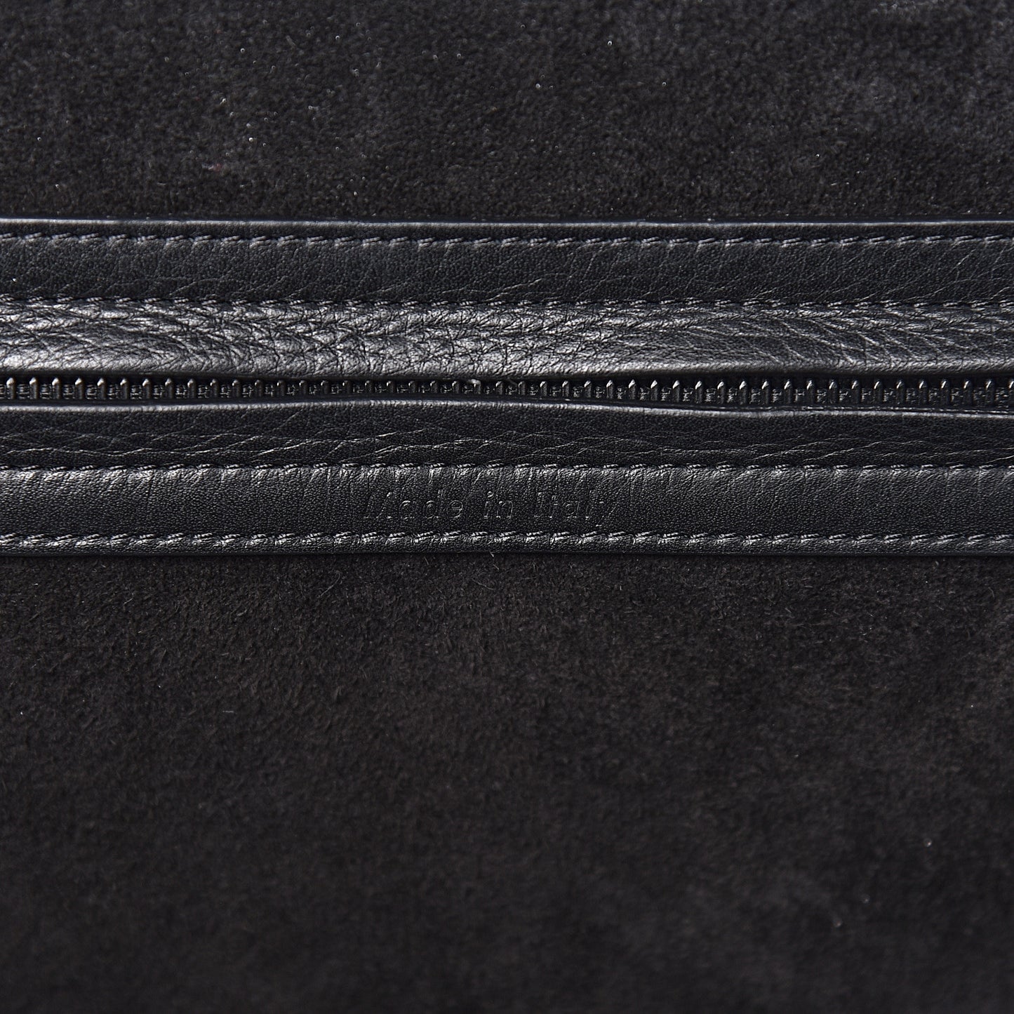 Supple Calfskin Medium Phantom Luggage Black