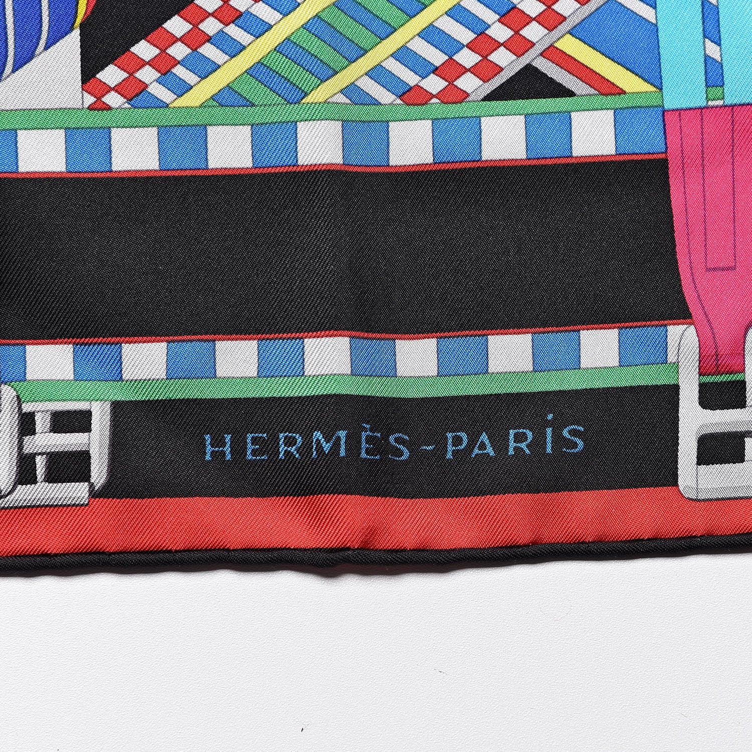 Hermes Silk Sangles En Zigzag Scarf 90 Blanc Turquoise Fuchsia 5 of 9