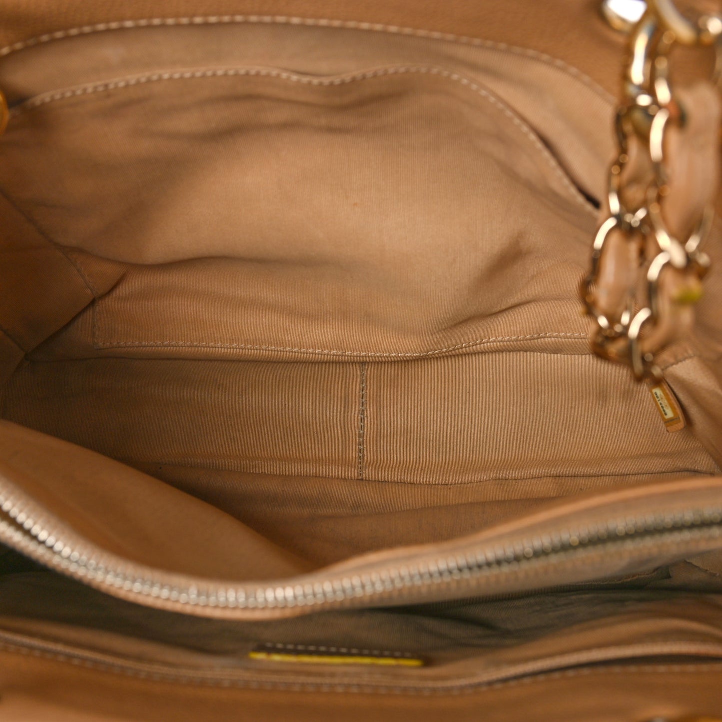 Caviar Quilted Grand Shopping Tote GST Beige Clair