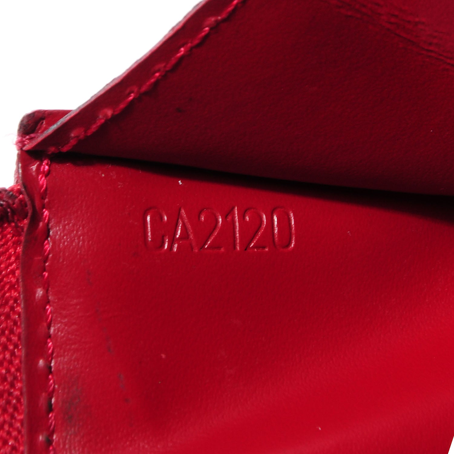 Louis Vuitton Vernis Key Pouch Pomme D'Amour 9 of 9