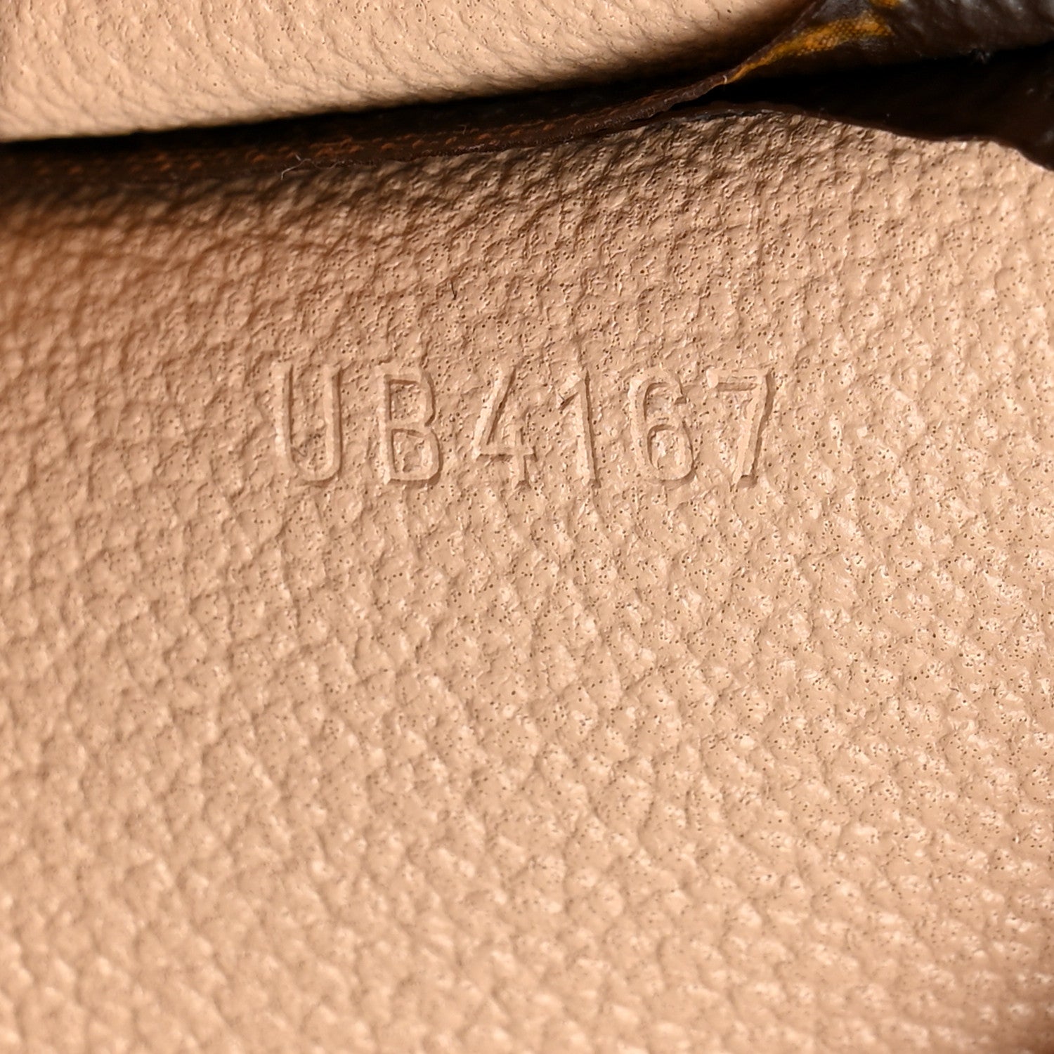 Louis Vuitton Monogram Toiletry Pouch 26 7 of 9