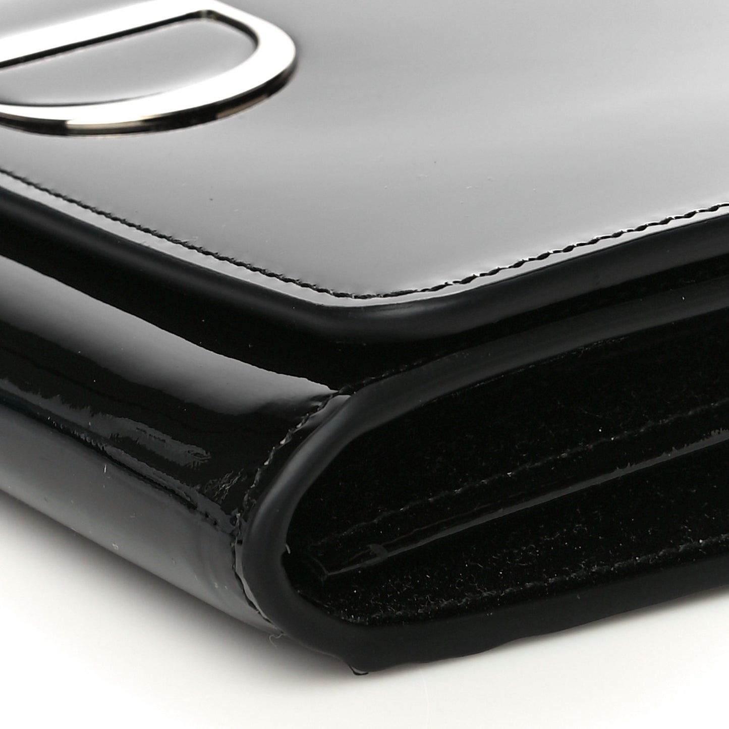 Patent 30 Montaigne Pouch Black