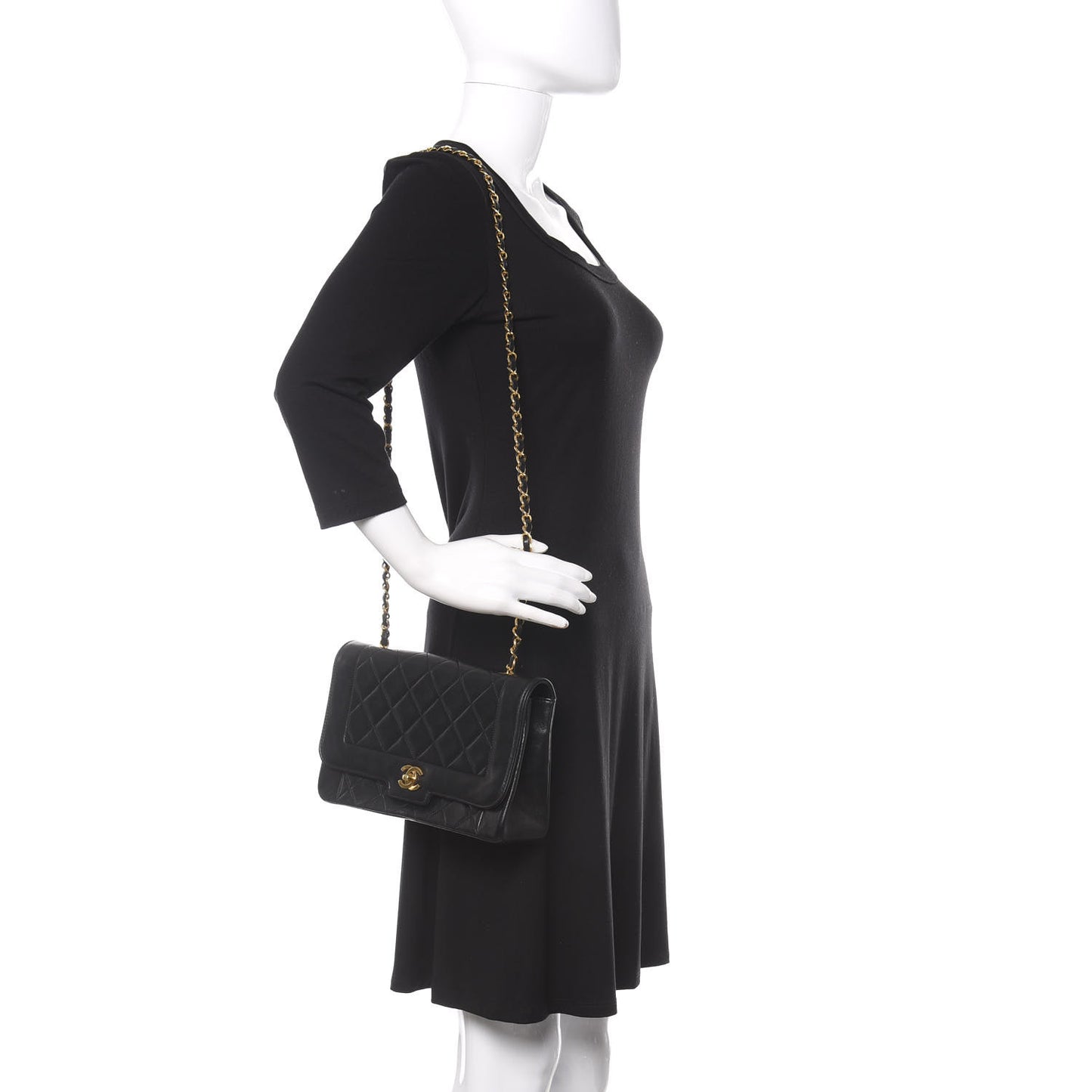 Lambskin Quilted Medium Single Flap Black