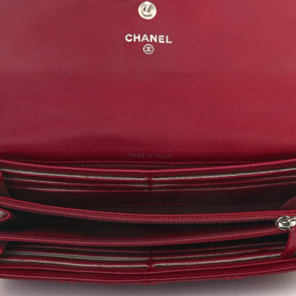 Chanel Calfskin Double Stitch Hamptons Large Gusset Flap Wallet Red 5 of 12