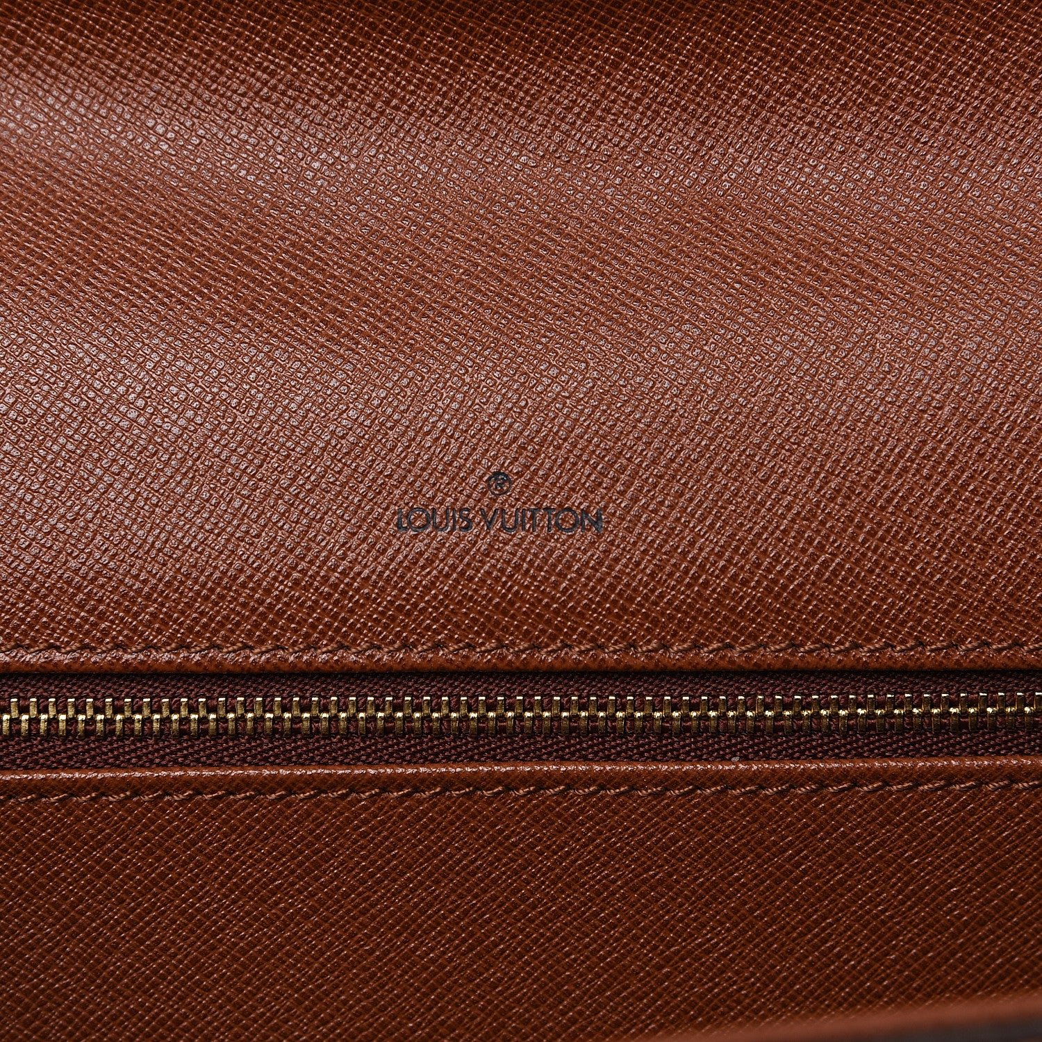 Louis Vuitton Monogram Pochette Dame 29 5 of 8