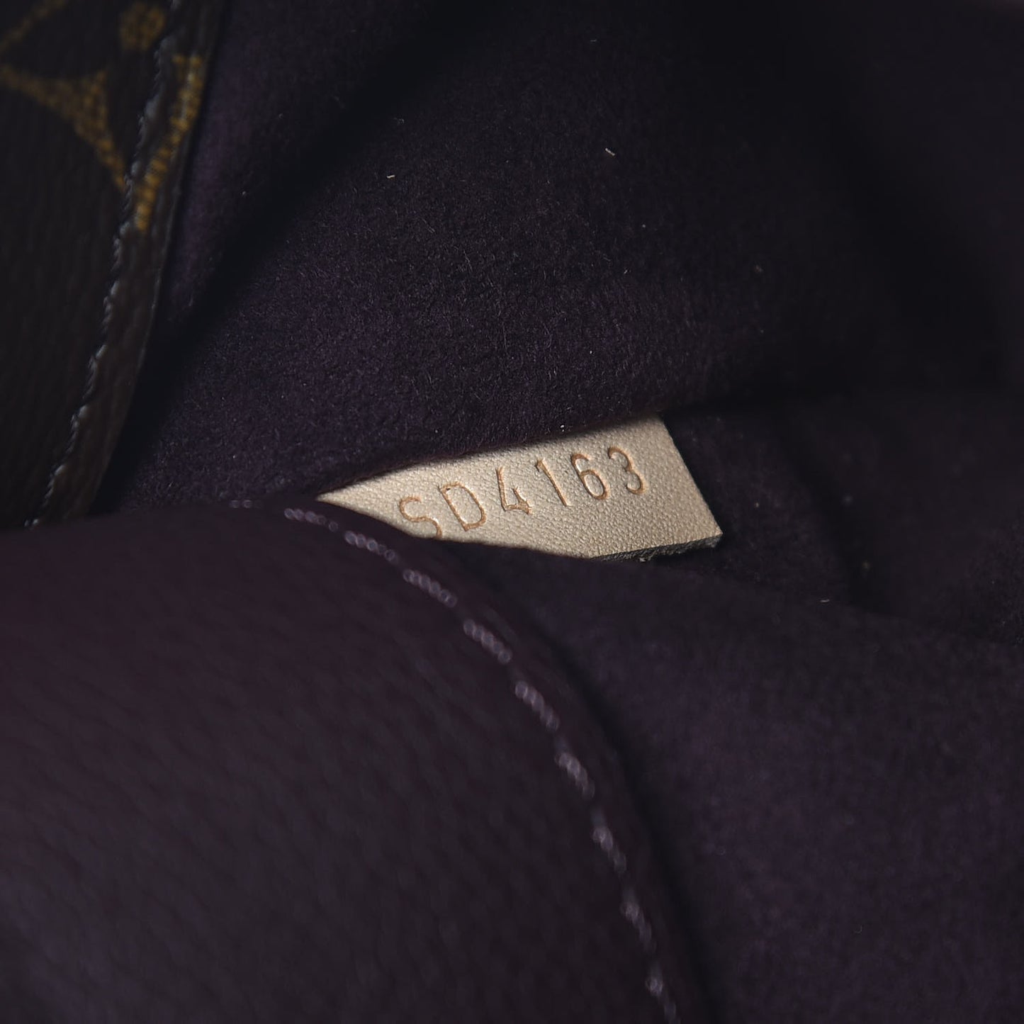 Monogram Pallas Quetsche
