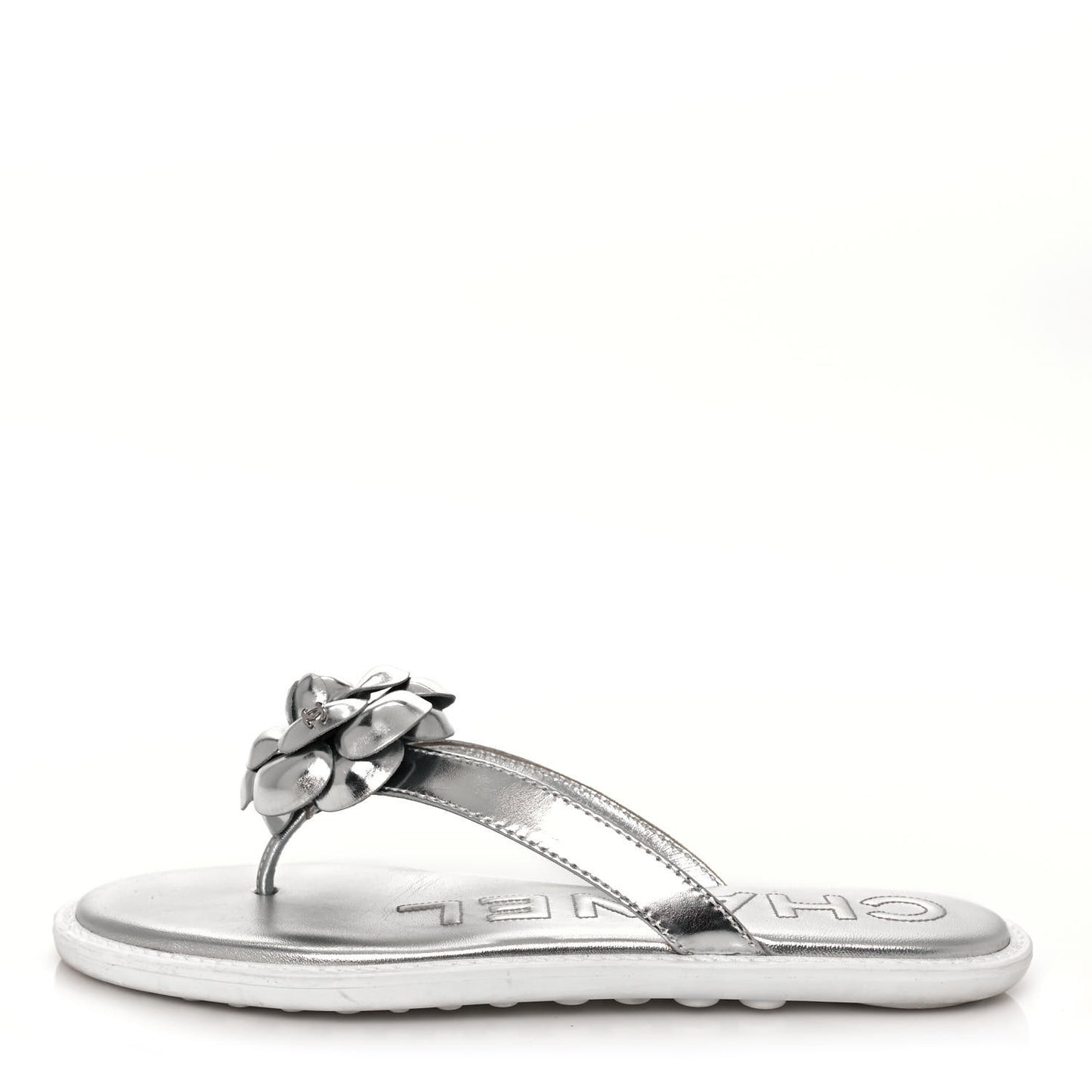 Iridescent Patent Calfskin Camellia Thong Sandals 37 Silver