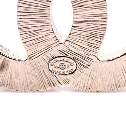 Chanel Metal Quilted CC Brooch Silver Gold 3 of 4