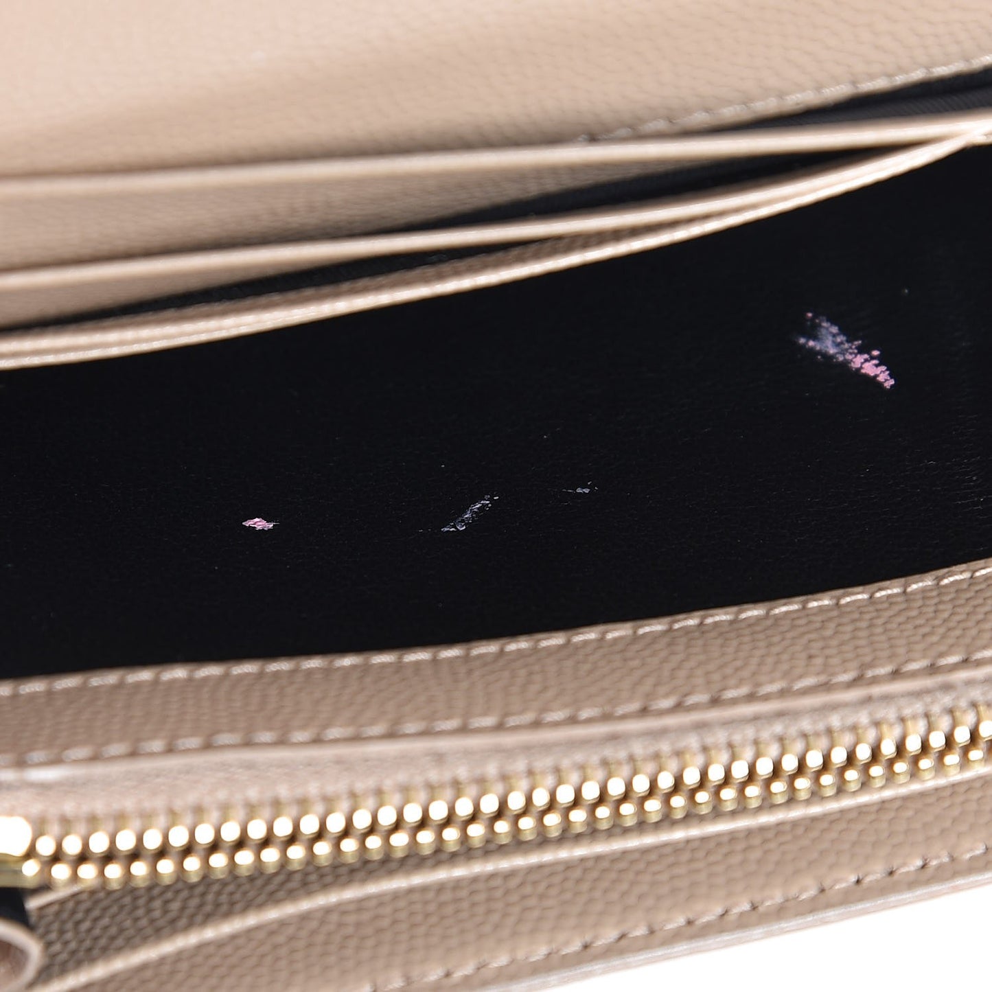 Grain De Poudre Monogram Chain Wallet Dark Beige