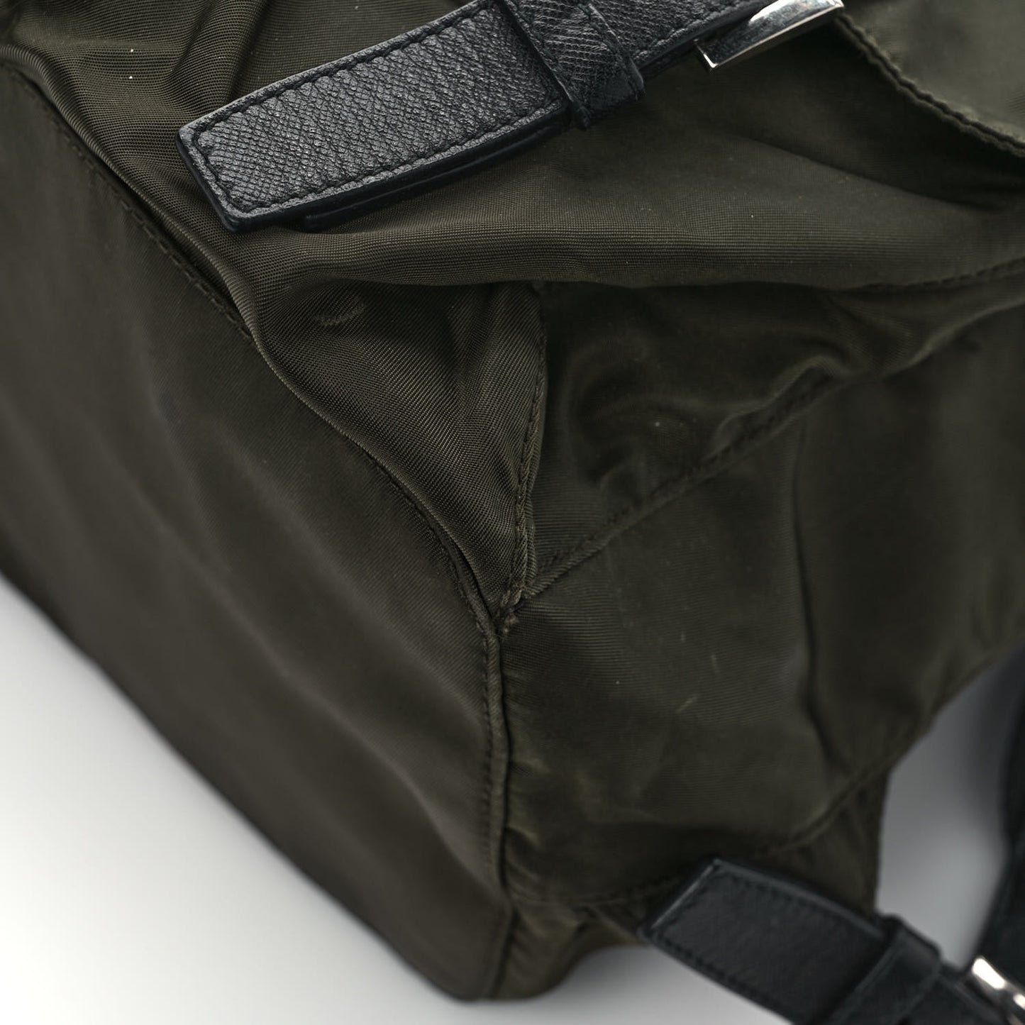 Tessuto Nylon Vela Medium Backpack Mimetico
