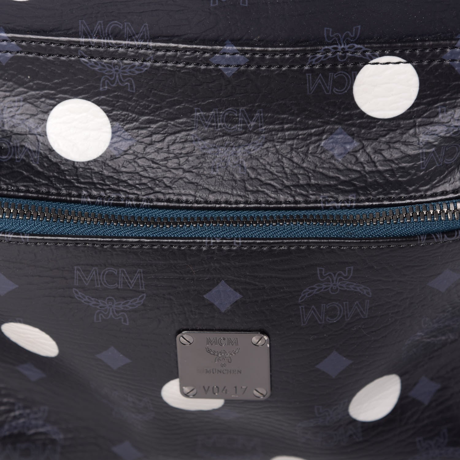 MCM Wrinkled Visetos Small Craig & Karl Beyond Snowdome Backpack Black 10 of 10