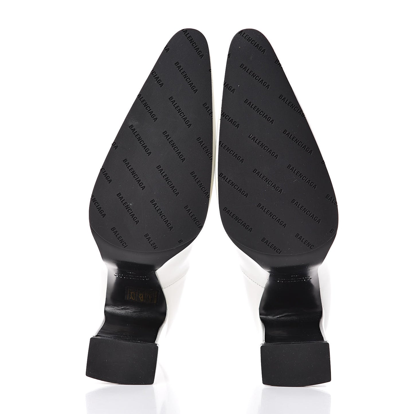 Patinated Calfskin Round Toe Pumps 38 Optic White