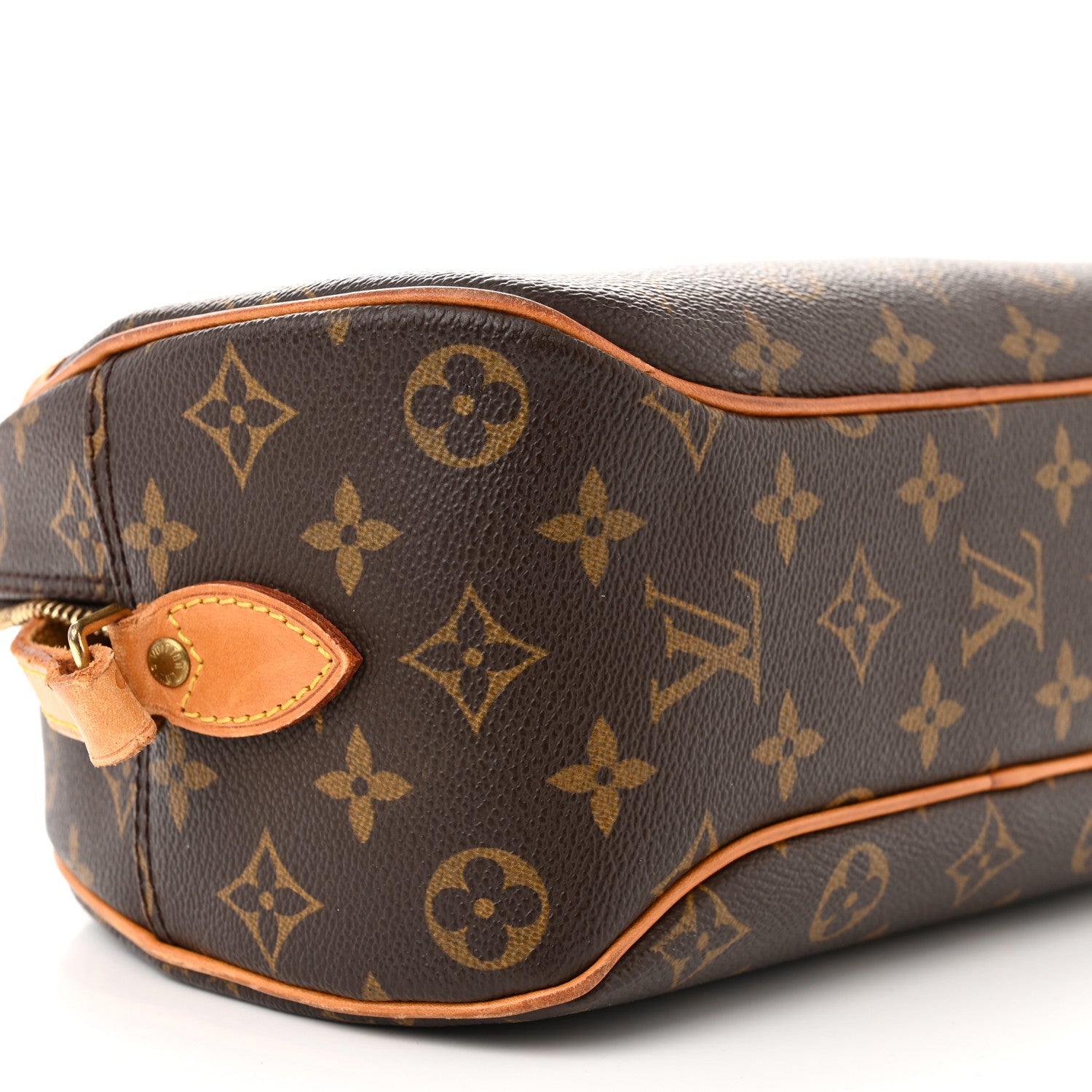 Louis Vuitton Monogram Blois 8 of 19