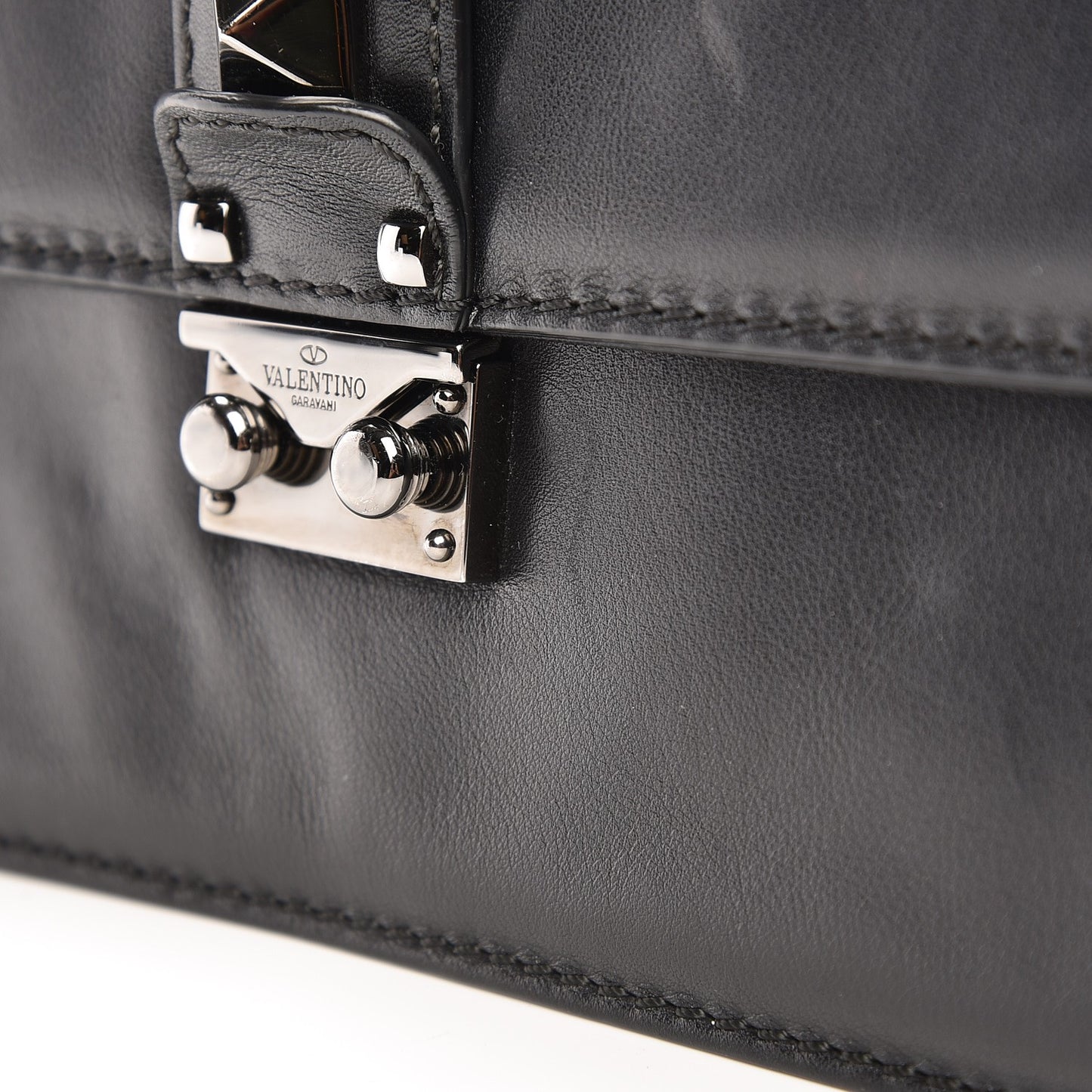 Vitello Medium Glam Lock Rockstud Flap Black
