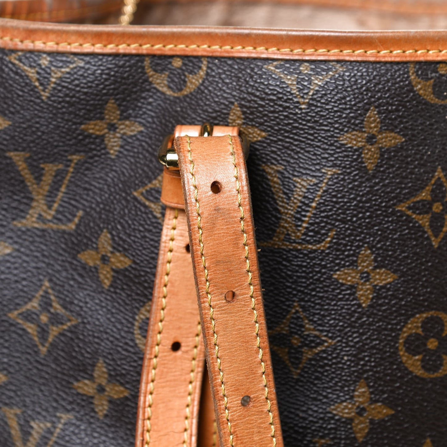 Monogram Bucket 27