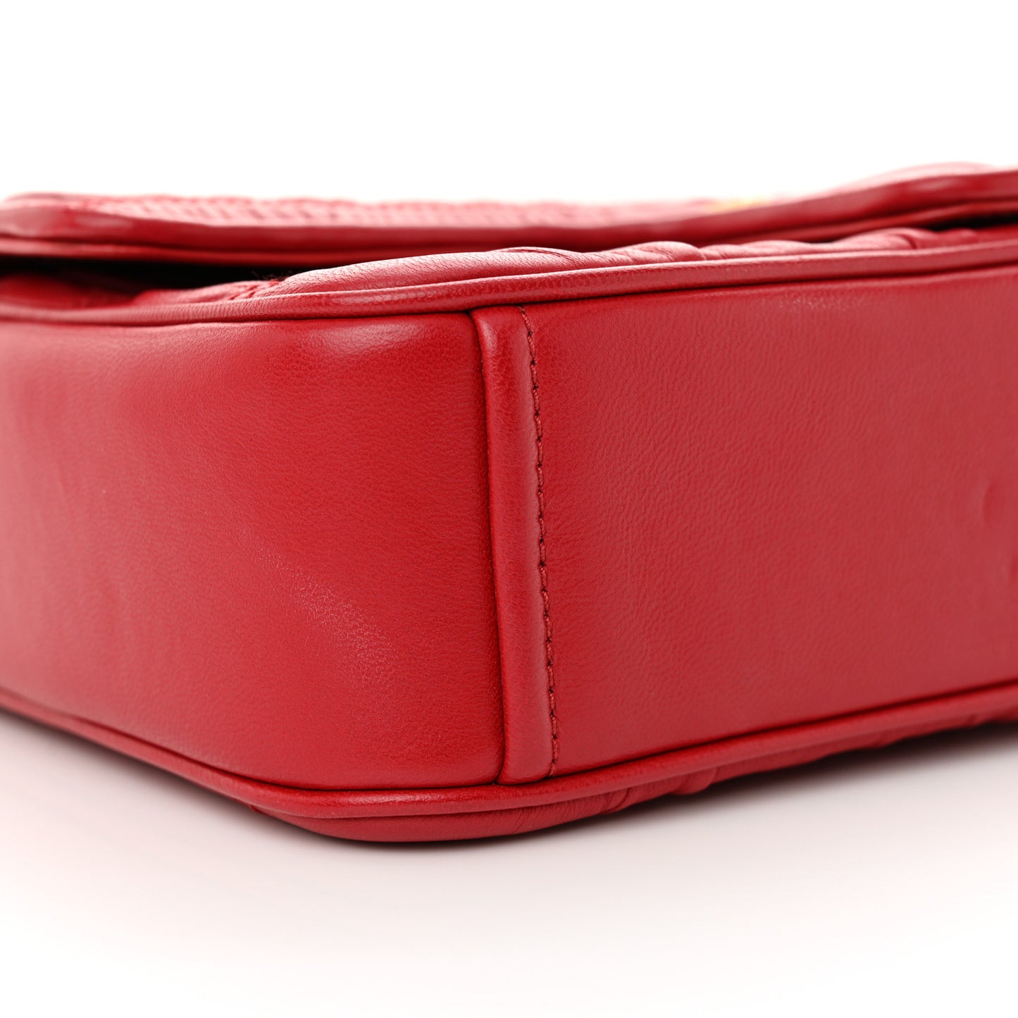 Nappa Gaufre Medium Chain Flap Shoulder Bag Fuoco