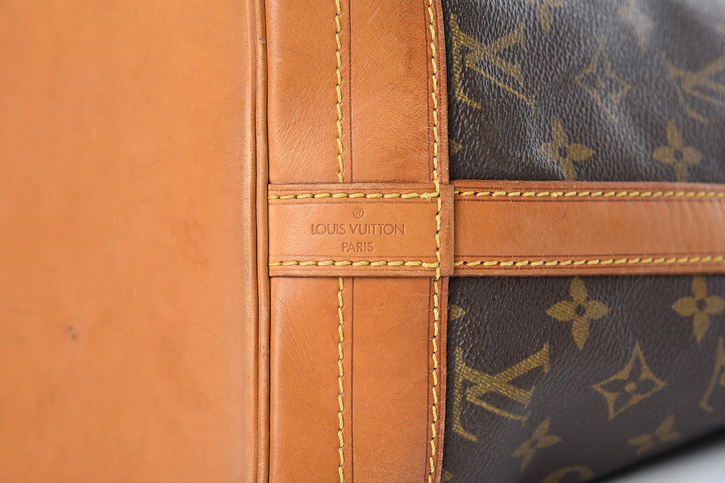 Monogram Noe