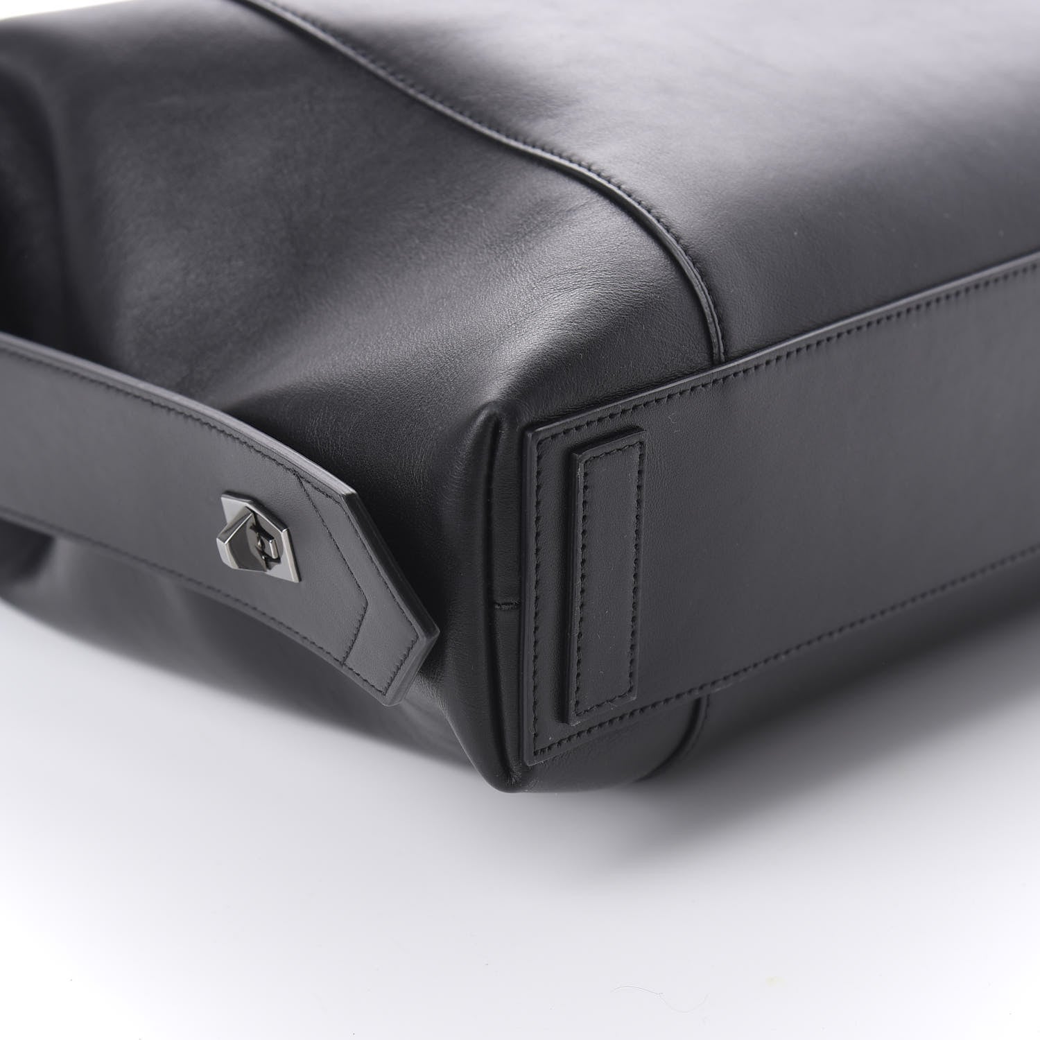 Givenchy Smooth Calfskin Medium Soft Antigona Black 6 of 9