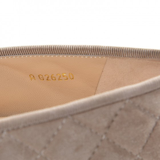 Suede Quilted Cap Toe CC Ballerina Flats 39 Dark Beige