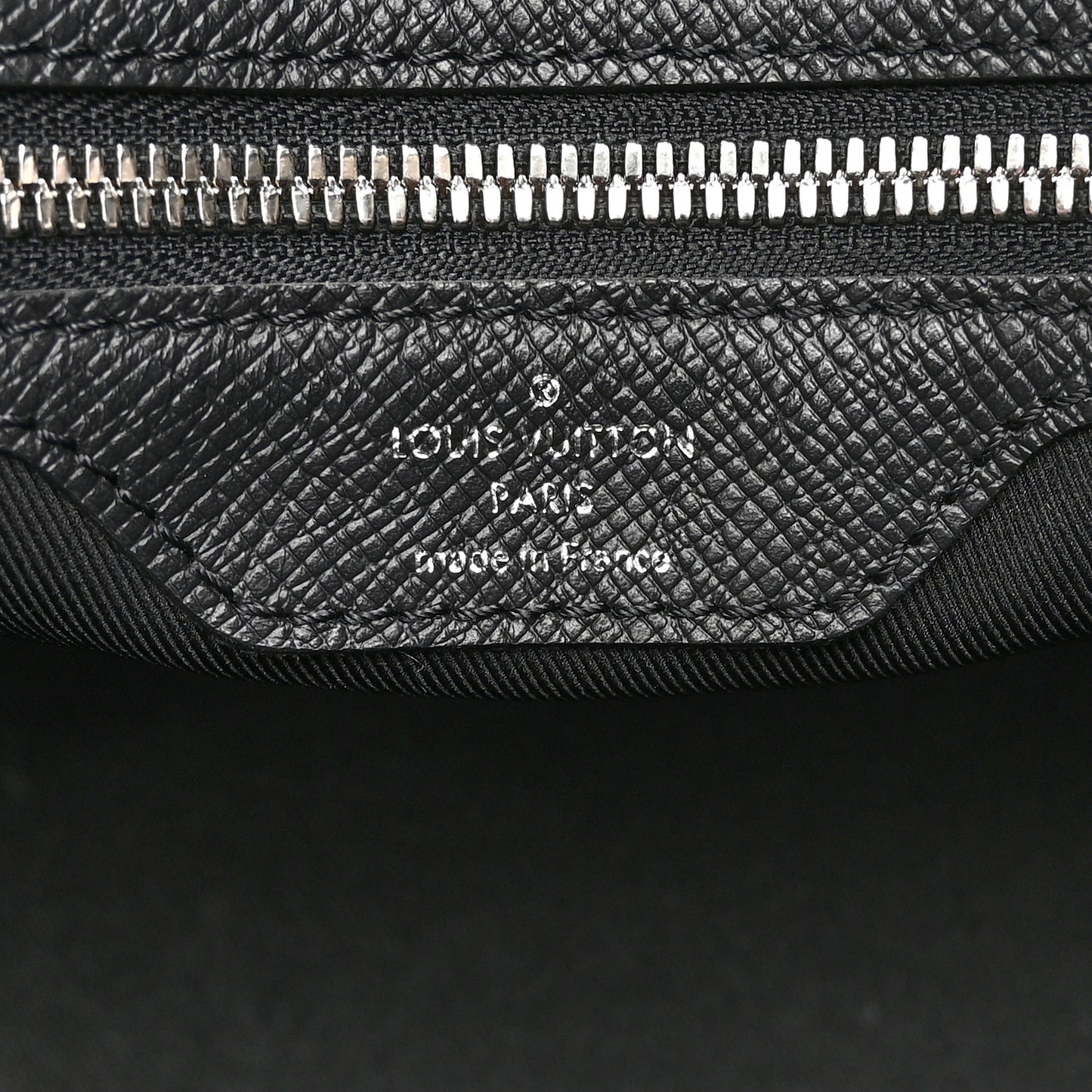 Taiga Keepall Bandouliere 50 Black