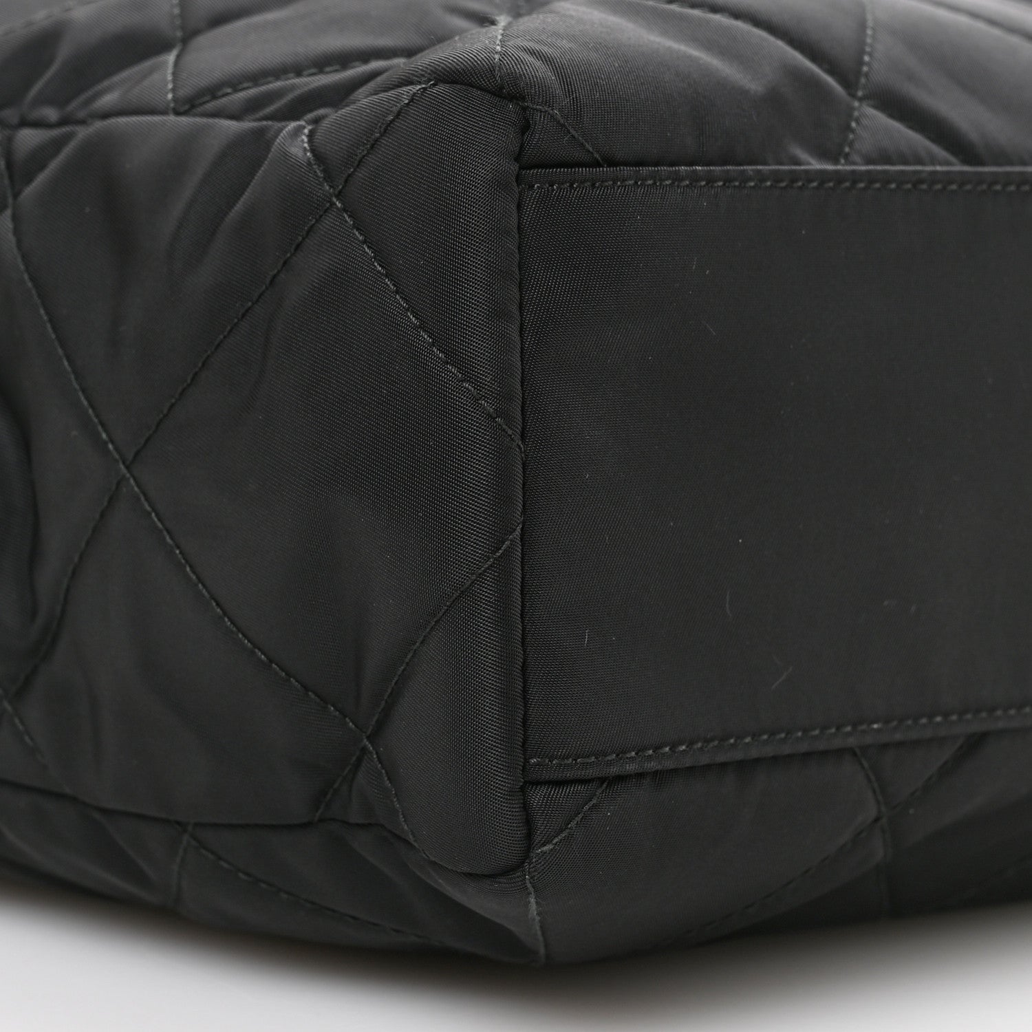 Prada Re-Nylon Tessuto Impuntu Quilted Re-Edition 1995 Chaine Tote Black 10 of 11