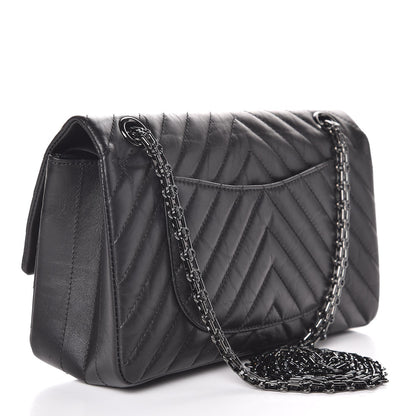 Chanel Aged Calfskin Chevron Quilted 2.55 Reissue 225 So Black 3 of 7