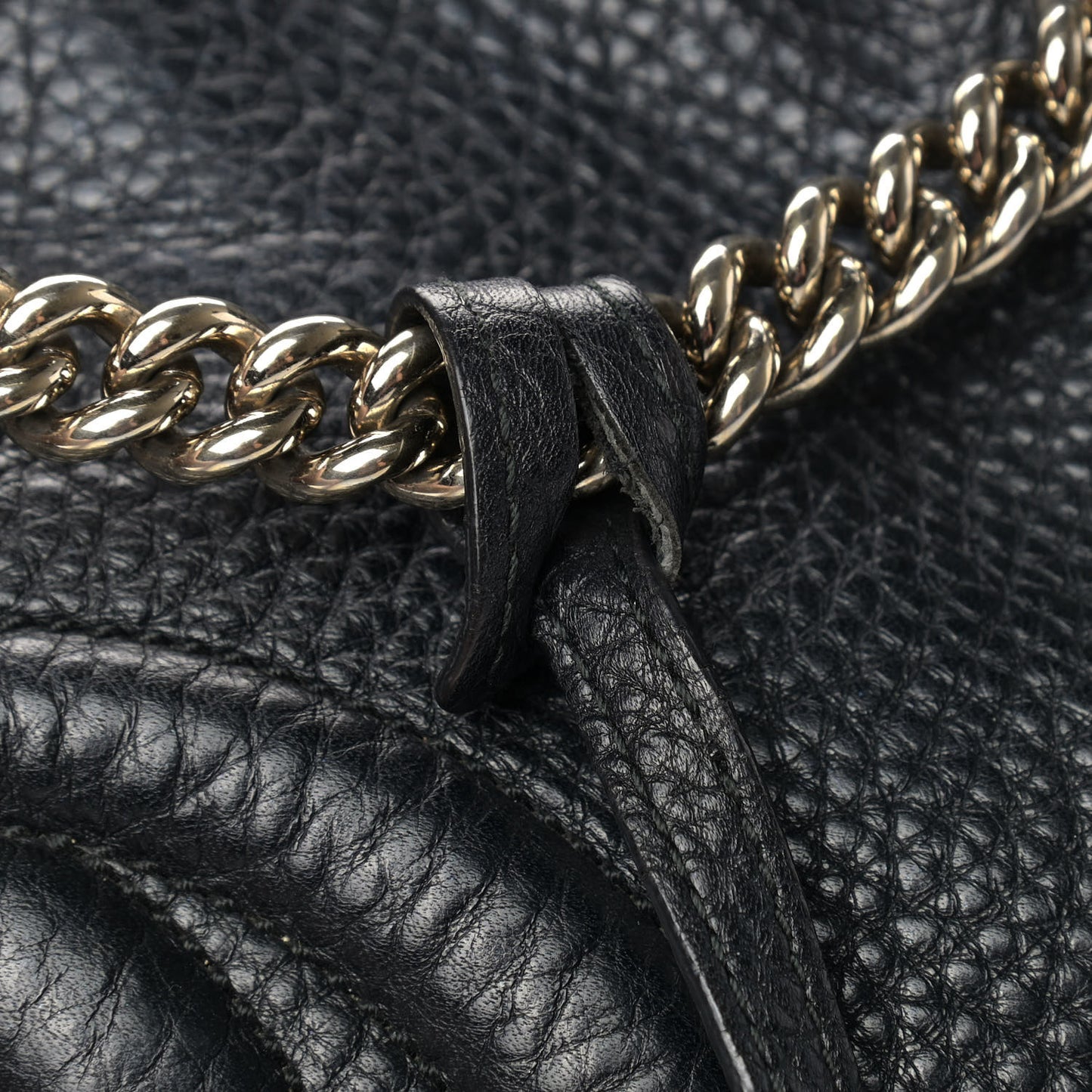Pebbled Calfskin Medium Soho Chain Shoulder Bag Black