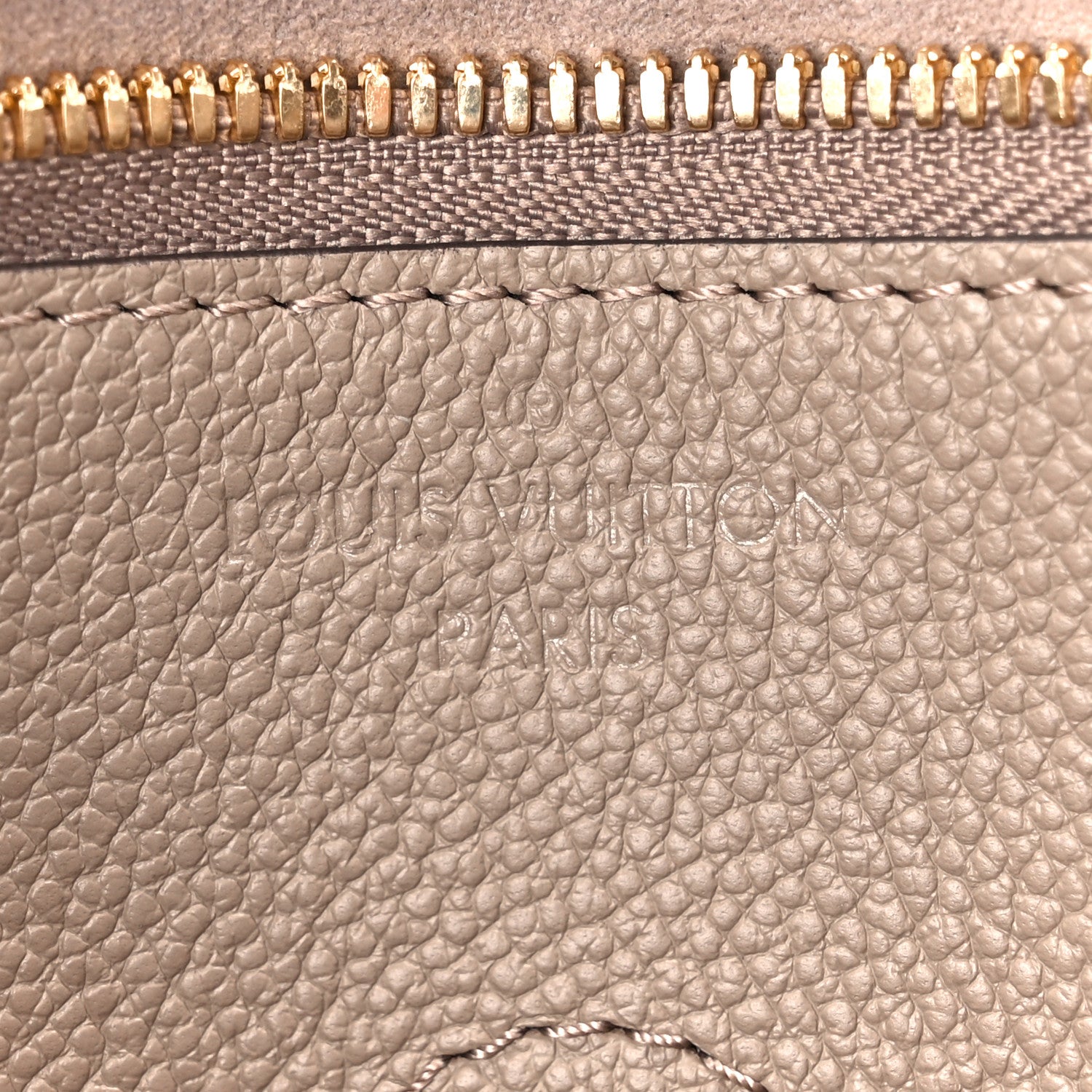 Louis Vuitton Empreinte Monogram Giant Trianon PM Tourterelle Creme 8 of 11