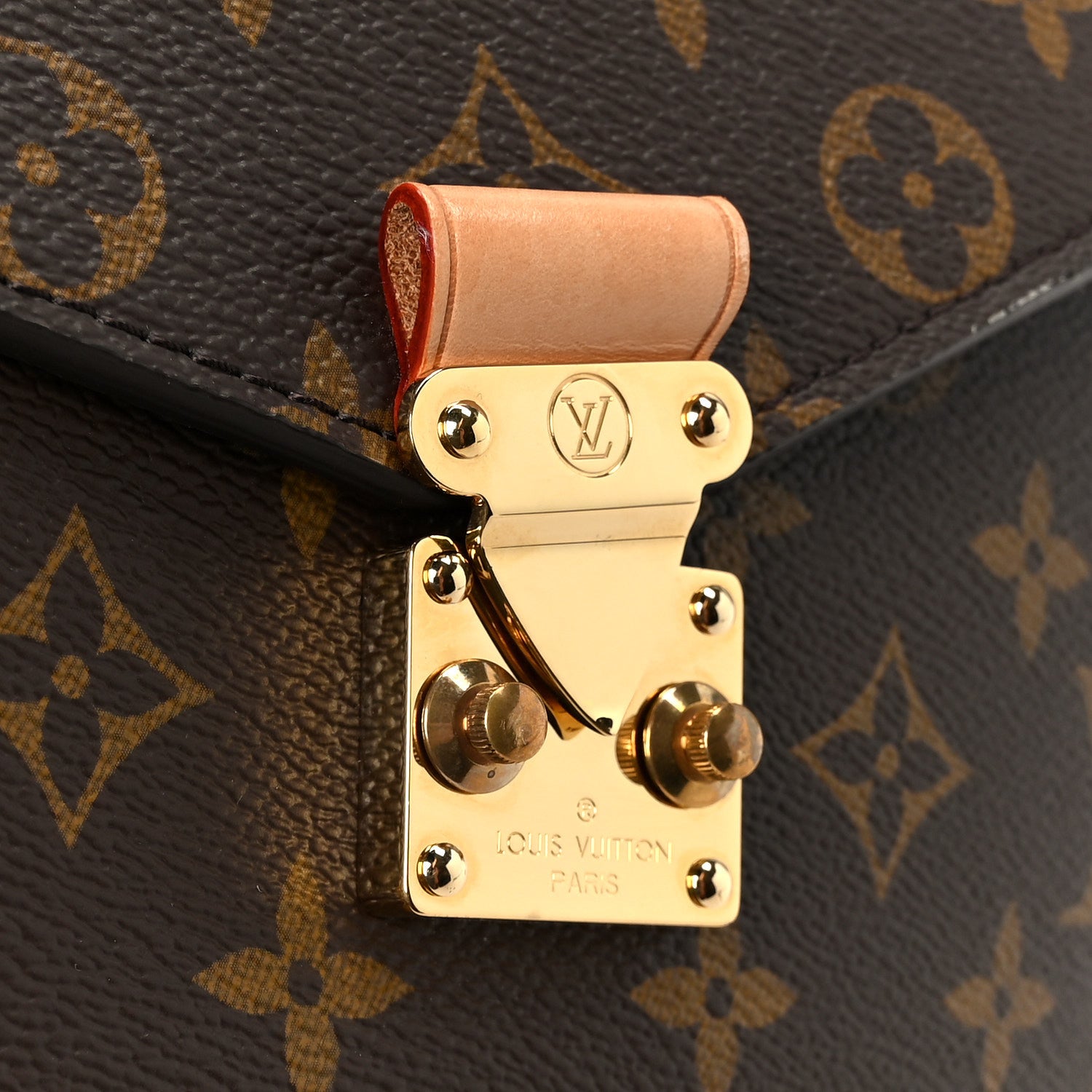 Louis Vuitton Monogram Pochette Metis 6 of 10